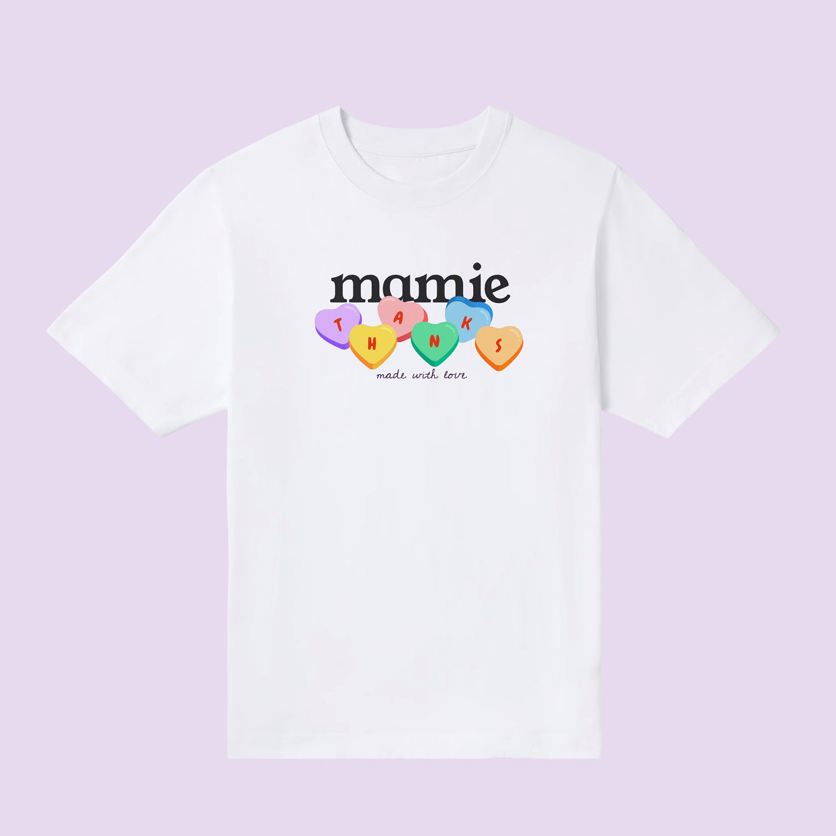 T-shirt blanc « mamie » illustré de cœurs colorés – cadeau future grand-mère