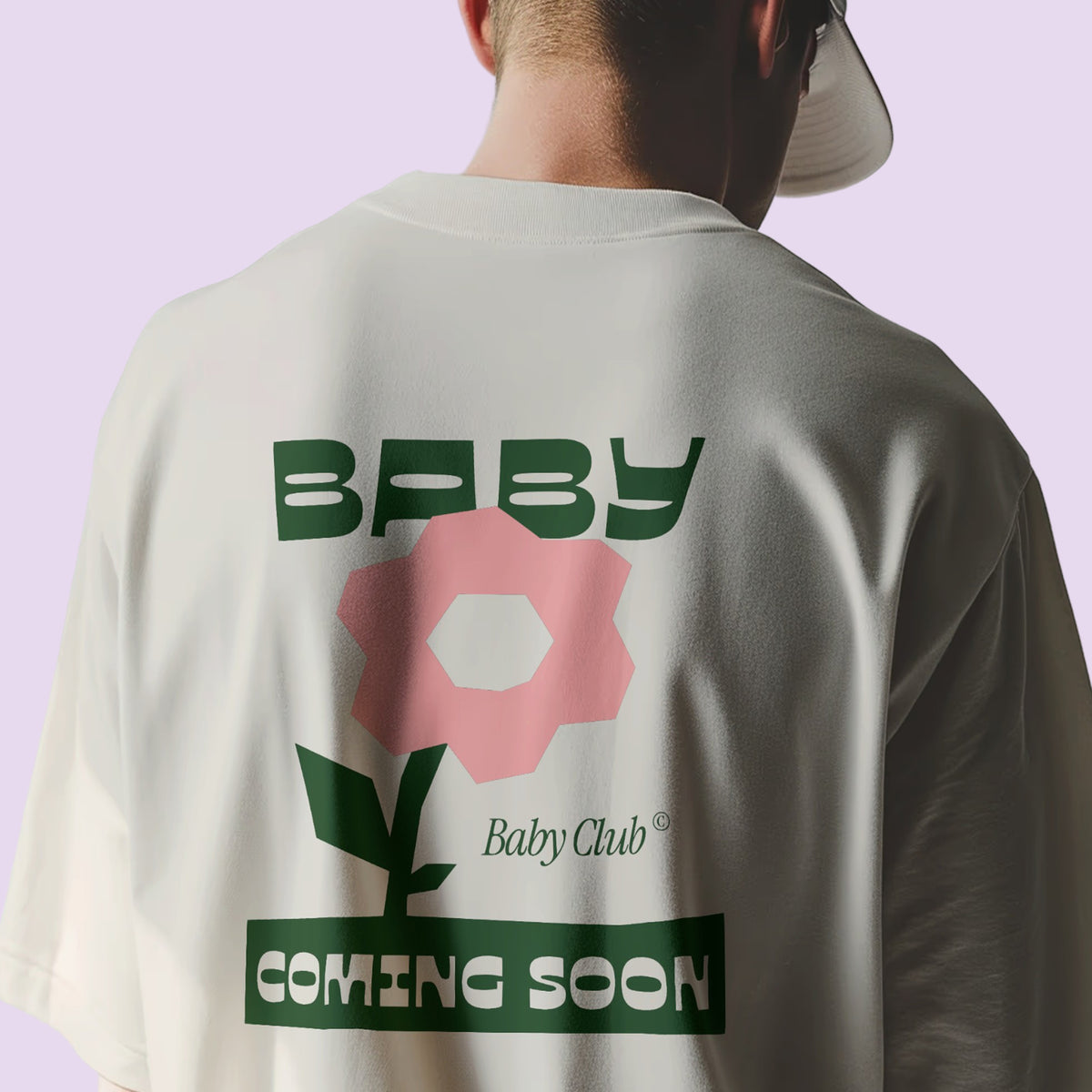 Homme de dos portant le t-shirt « Baby Coming Soon » – annonce de grossesse futur papa