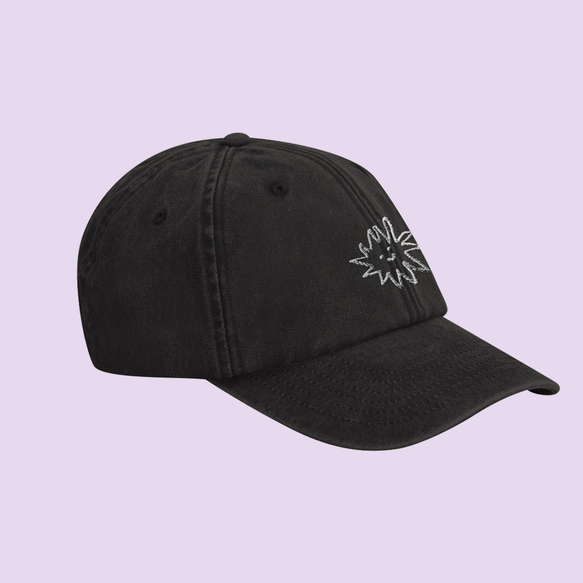 Casquette noire brodée soleil, vue de profil – cadeau jeunes parents
